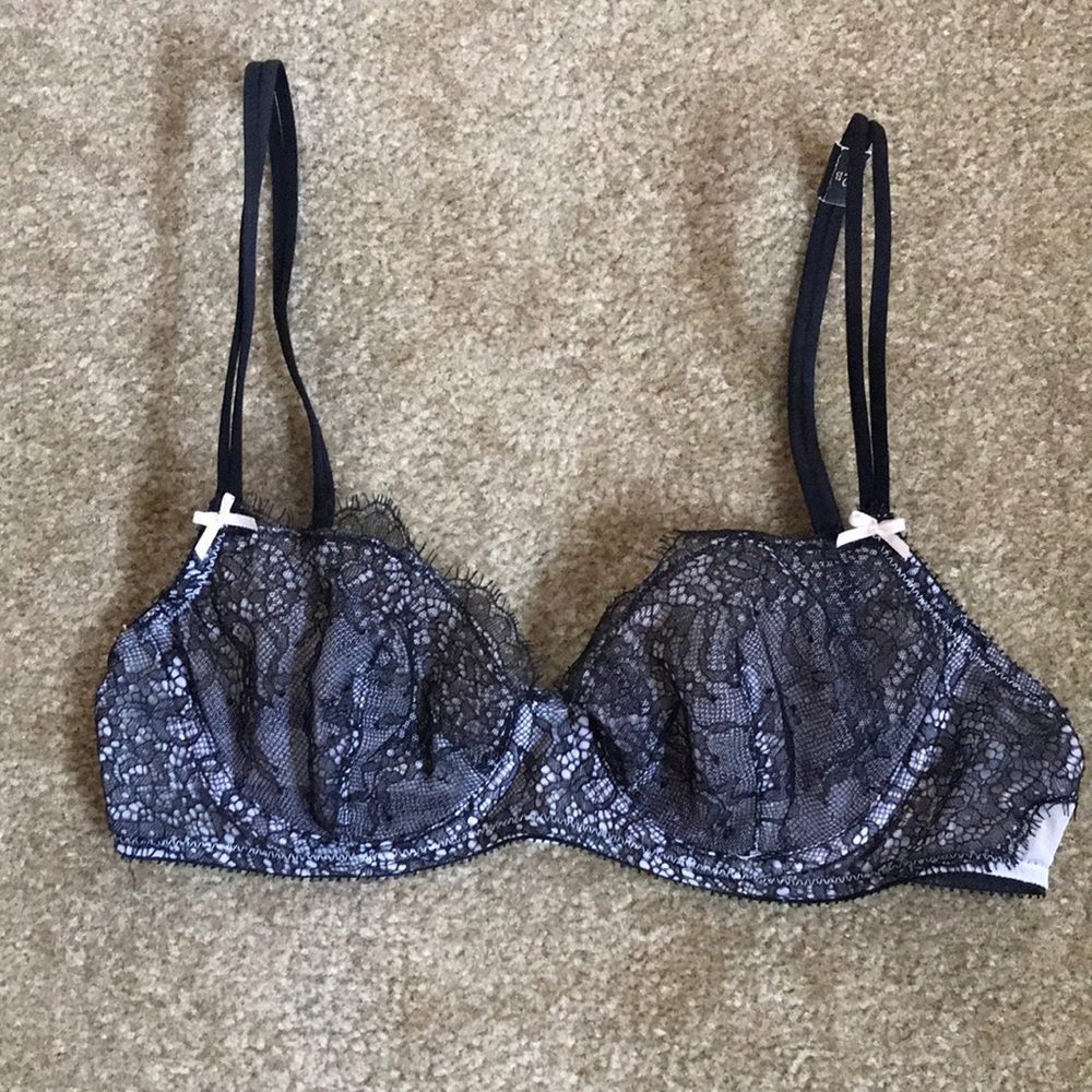 Victoria Secret bra